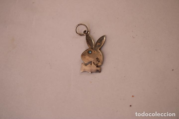 Joyeria: COLGANTE CONEJITO PLAYBOY DE PLATA - Foto 3