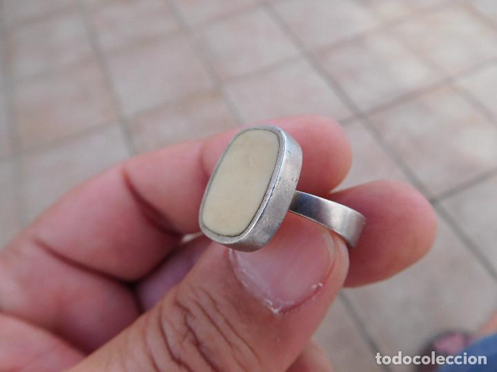 Joyeria: Anillo vintage de plata y marfil - Foto 3