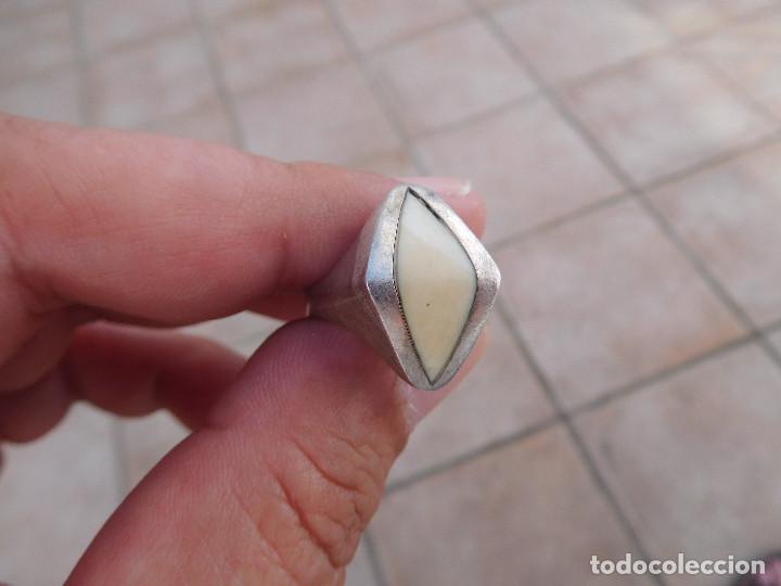 Joyeria: Anillo vintage de plata y marfil - Foto 1