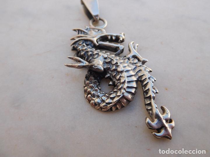 Joyeria: Colgante vintage de plata drag&oacute;n - Foto 3