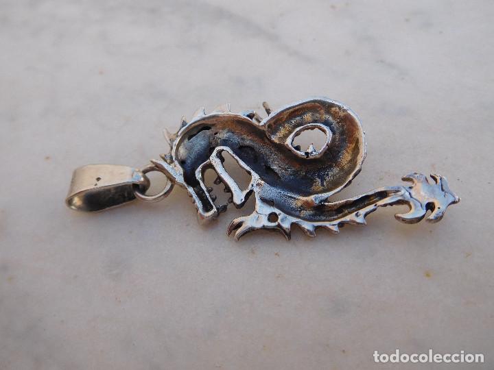 Joyeria: Colgante vintage de plata drag&oacute;n - Foto 5