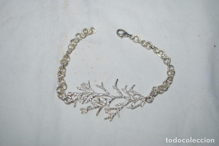 Joyeria: PULSERA DE PLATA , CON FORMA DE RAMAS . - Foto 1