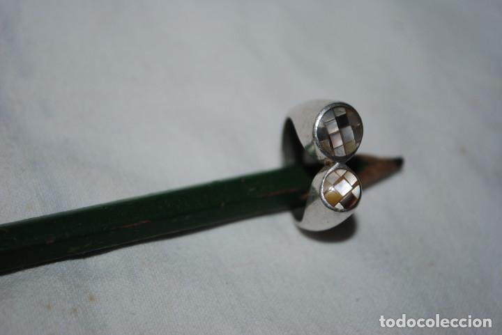 Joyeria: ANILLO DE PLATA Y NACAR . - Foto 2
