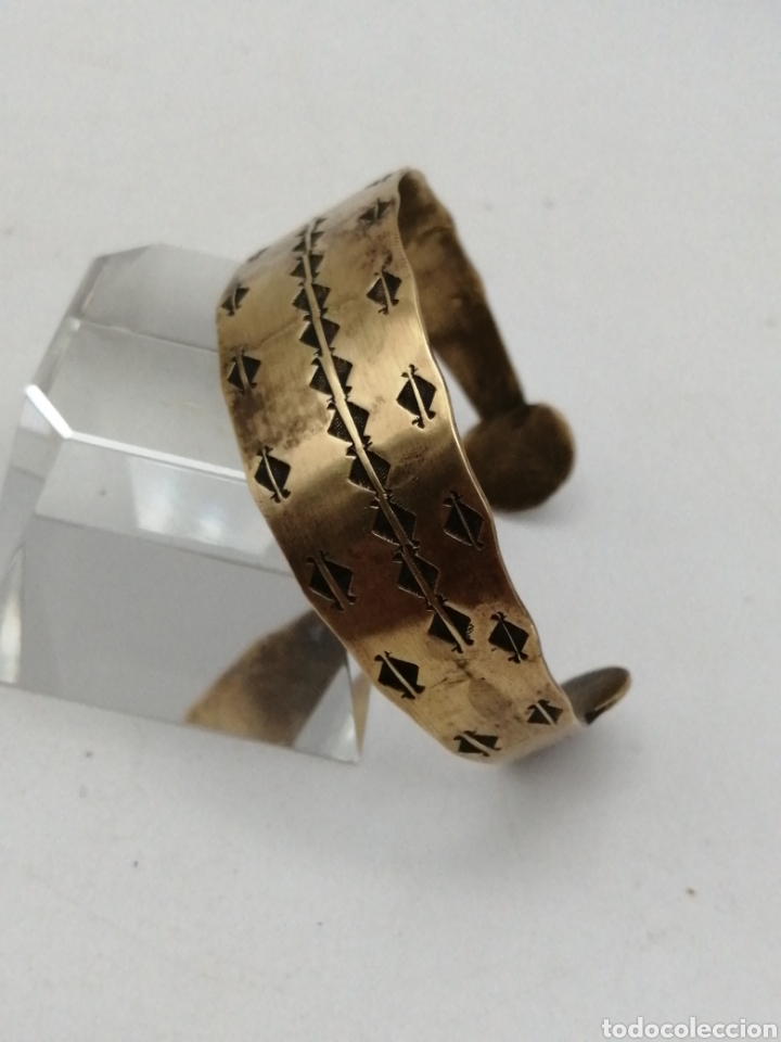 Joyeria: Pulsera brazalete metal repujado - Foto 3