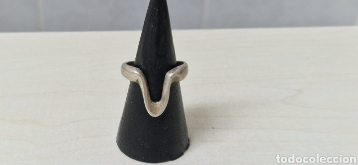 Joyeria: ANILLO DE PLATA DE LEY COMPROBADO FORMA V - Foto 2