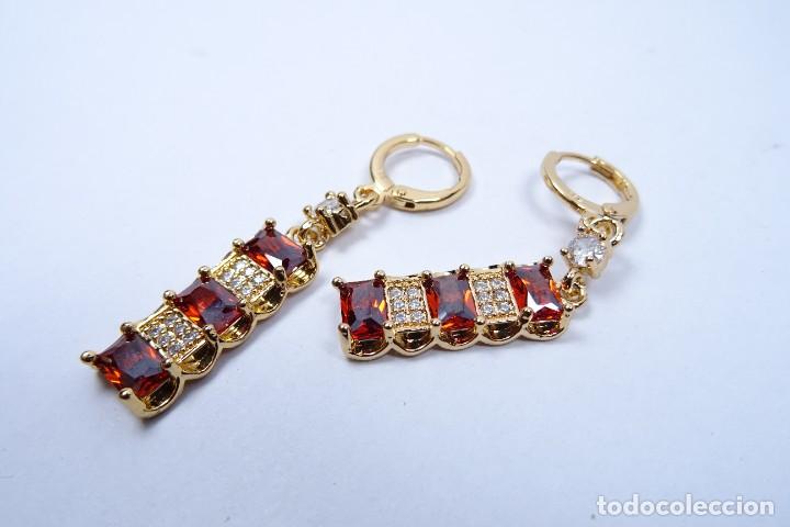 Joyeria: PENDIENTES LARGOS EN ORO DE 14K CON GRANATES - Foto 5