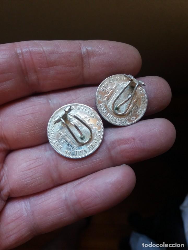 Joyeria: pendientes con monedas de plata - Foto 2