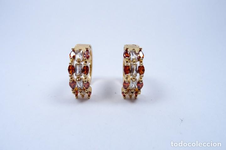 Joyeria: Pendientes en oro de 14k en forma de aro con granates engastados - Foto 5