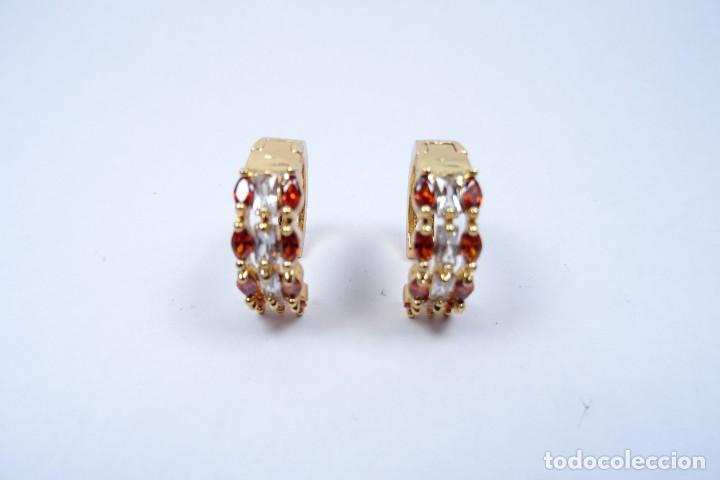 Joyeria: Pendientes en oro de 14k en forma de aro con granates engastados - Foto 6