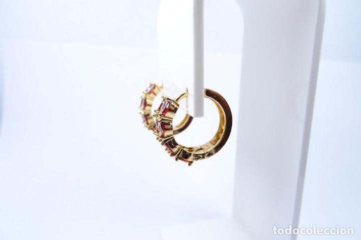 Joyeria: Pendientes en oro de 14k en forma de aro con granates engastados - Foto 9