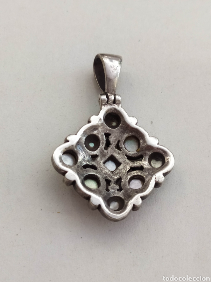 Joyeria: Colgante de plata y nacar. Forma geom&eacute;trica. - Foto 3