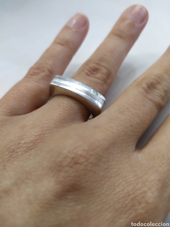 Joyeria: Anillo de plata y nacar incrustado. - Foto 3