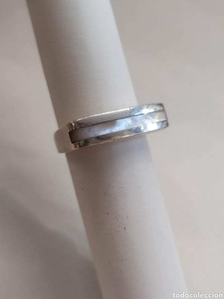 Joyeria: Anillo de plata y nacar incrustado. - Foto 2
