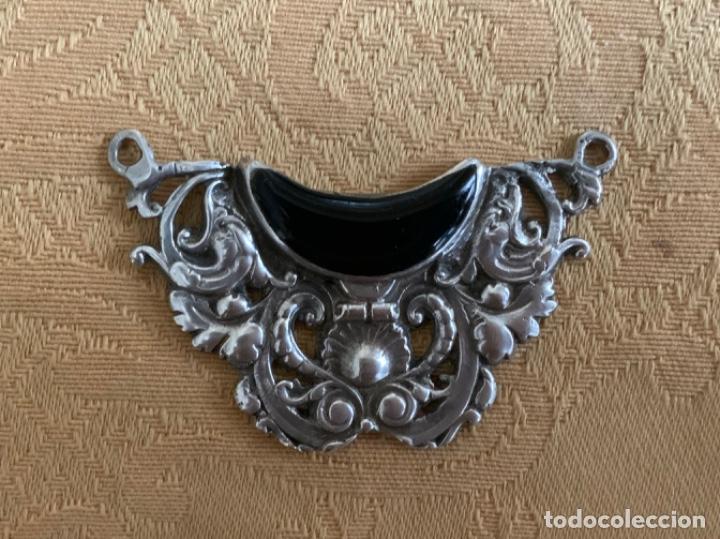 Joyeria: ANTIGUO COLGANTE DE PLATA REPUJADA Y AZABACHE - Foto 10
