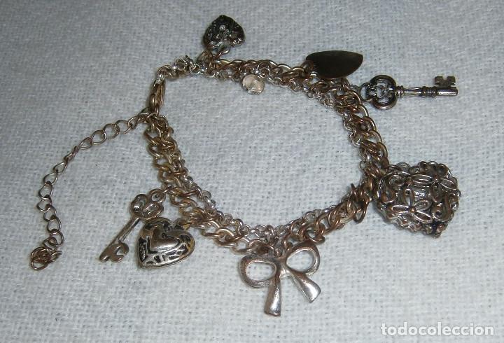 Joyeria: pulsera plateada con abalorios 18 cms de larga - Foto 1