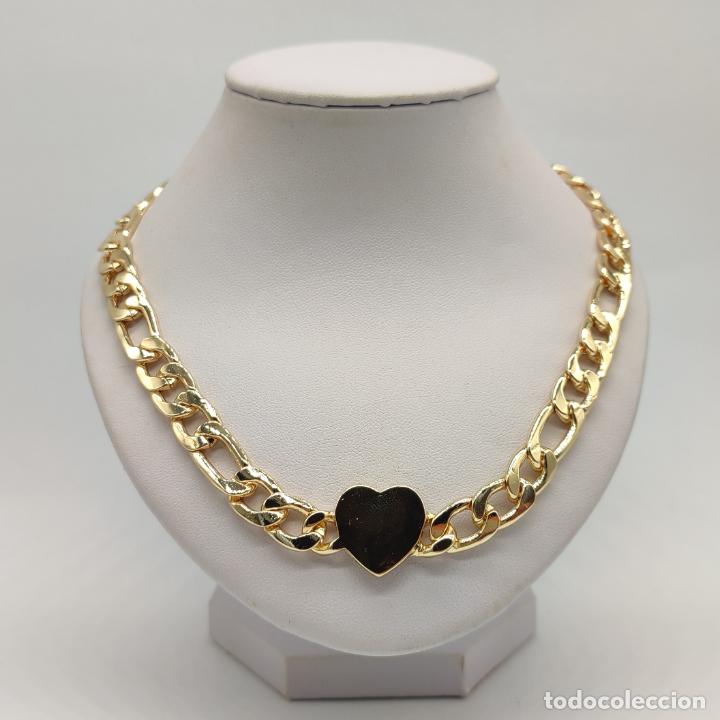 Joyeria: Sofisticada gargantilla de cadena doble con coraz&oacute;n central ba&ntilde;ado en oro de 14k. - Foto 2