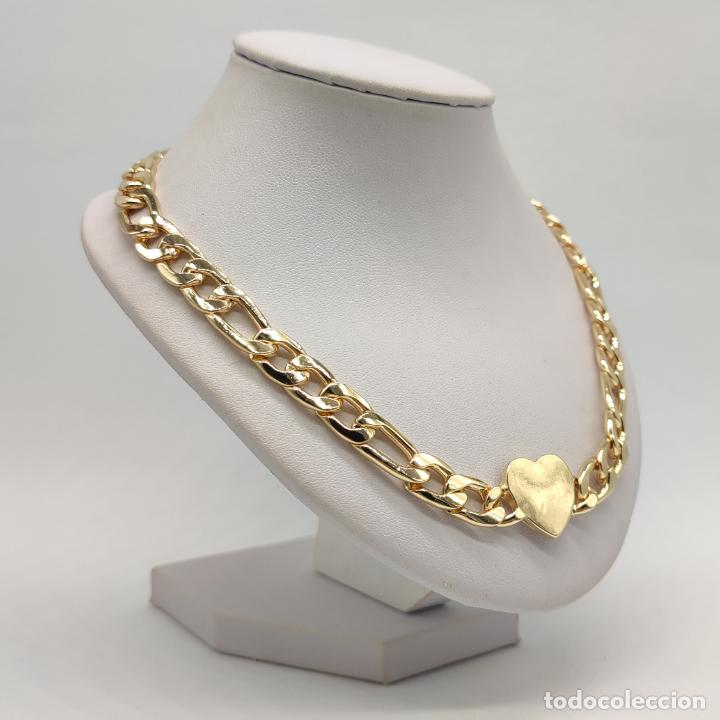 Joyeria: Sofisticada gargantilla de cadena doble con coraz&oacute;n central ba&ntilde;ado en oro de 14k. - Foto 3