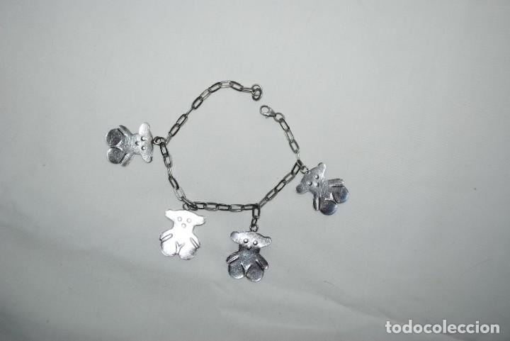 Joyeria: PULSERA DE PLATA , CON COLGANTES DE OSITOS . - Foto 1