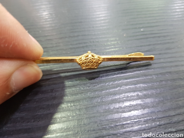 Joyeria: Pasacorbatas con corona real. (L28) - Foto 1