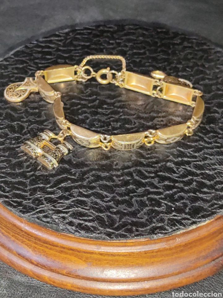 Joyeria: Pulsera damasquinada con colgantes, Toledo. - Foto 5