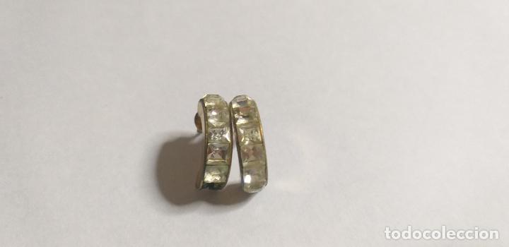 Joyeria: Pendientes medio aro con piedras. - Foto 2