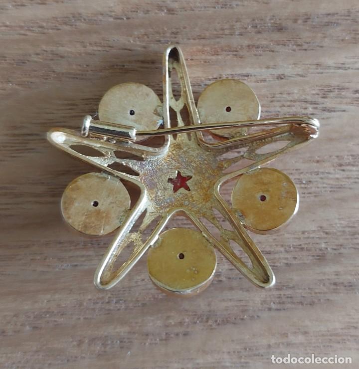 Joyeria: Elegante broche de oro y coral - Foto 2