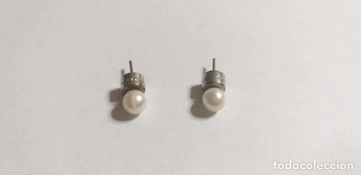 Joyeria: Pendientes. Grabado la marca en cierre. Cloe Isabel. Perlados - Foto 2