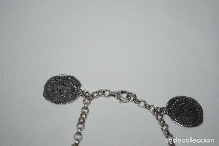 Joyeria: PULSERA DE PLATA CON MONEDAS ANTIGUAS . - Foto 2