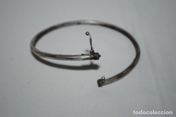 Joyeria: PULSERA DE PLATA REDONDA CON GRABADOS - Foto 2
