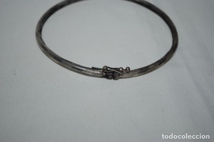 Joyeria: PULSERA DE PLATA REDONDA CON GRABADOS - Foto 3