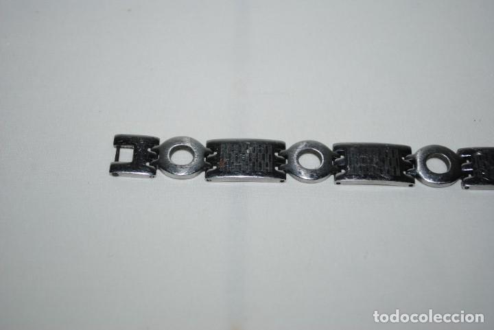 Joyeria: MODERNA PULSERA DE ACERO, AL CARBONO . - Foto 2