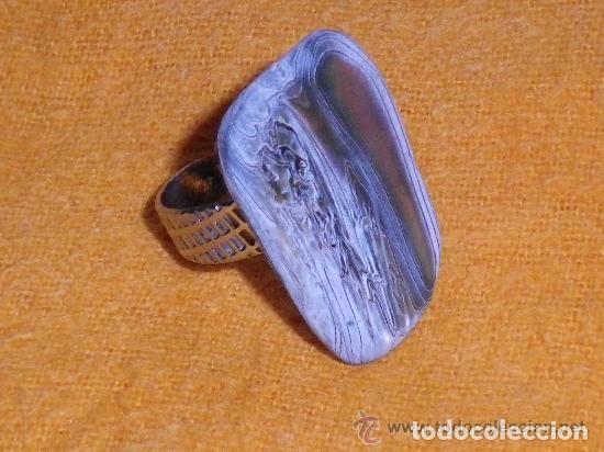 Joyeria: ANTIGUO ANILLO DE PLATA CON &Aacute;GATA BANDEADA - Foto 1
