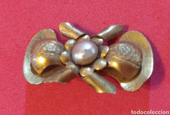Joyeria: ⚜️ANTIGUO BROCHE ART DECO BRONCE Y LAT&Oacute;N CON PERLA - Foto 2