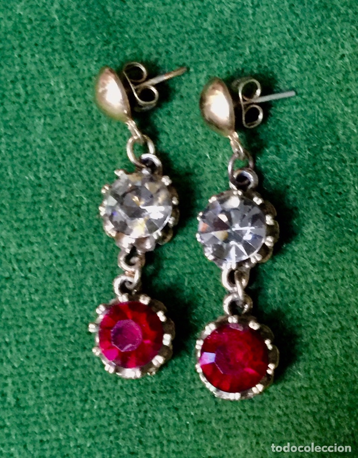 Jewelry: Pendientes retro bisuter&iacute;a