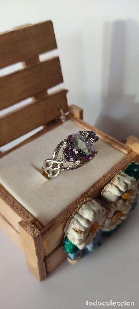 Joyeria: Espectacular anillo con cristal topacio m&iacute;stico arcoiris - Foto 2