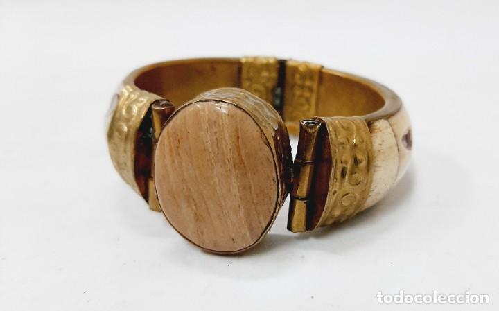 Joyeria: Brazalete vintage de lat&oacute;n y cuerno - Foto 1