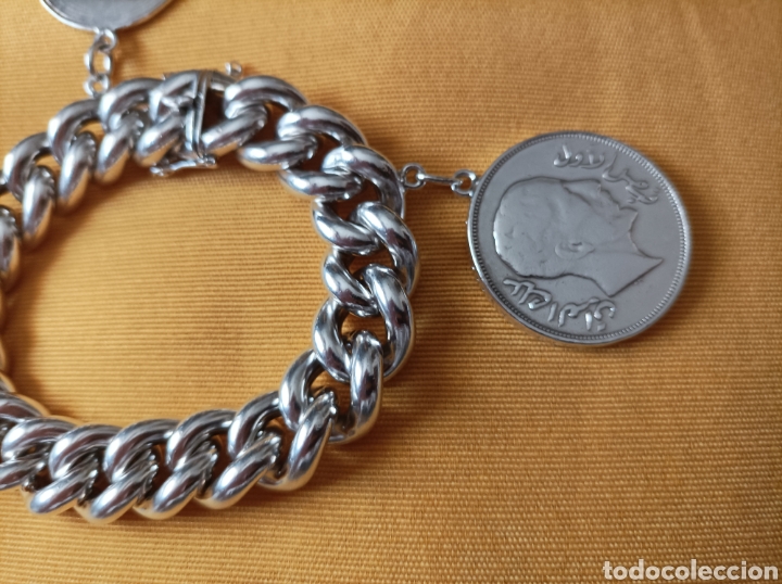 Joyeria: Pulsera de plata y monedas - Foto 2