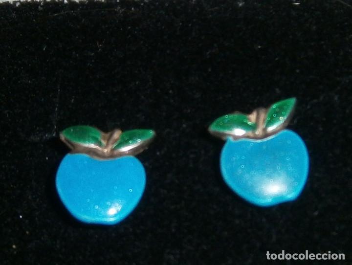 Jewelry: pendientes con forma de manzana