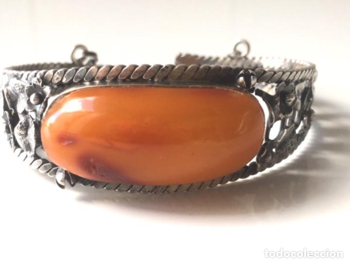 Joyeria: Brazalete de plata y &aacute;mbar. - Foto 2