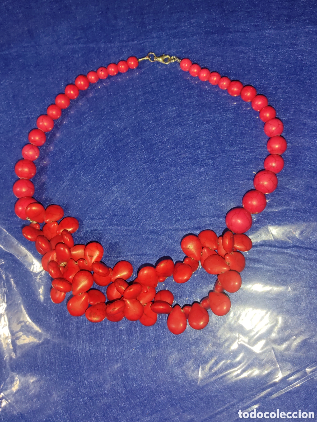 Joyeria: Collar de turquesas rojas. - Foto 1