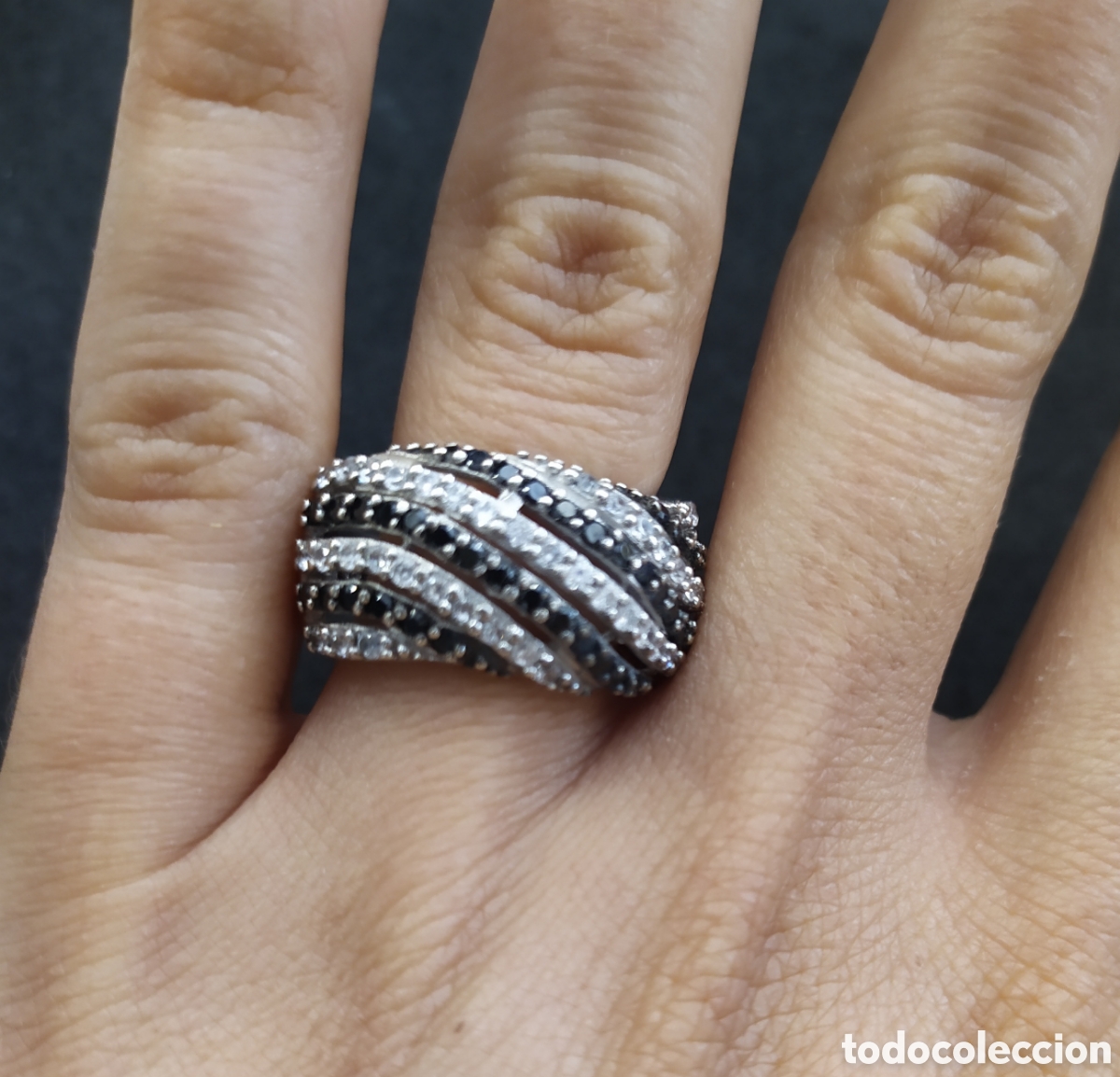 Joyeria: Anillo en plata con Espinela negra. - Foto 1