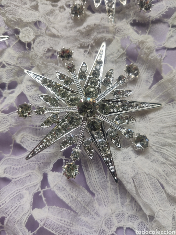 Joyeria: Broches estrellas plateadas - Foto 2