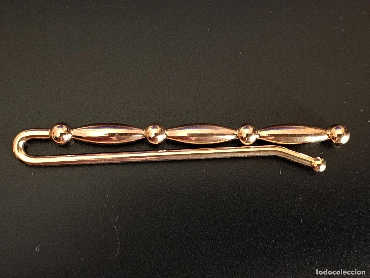 Joyeria: Pasador pisacorbata chapado en oro - Foto 2