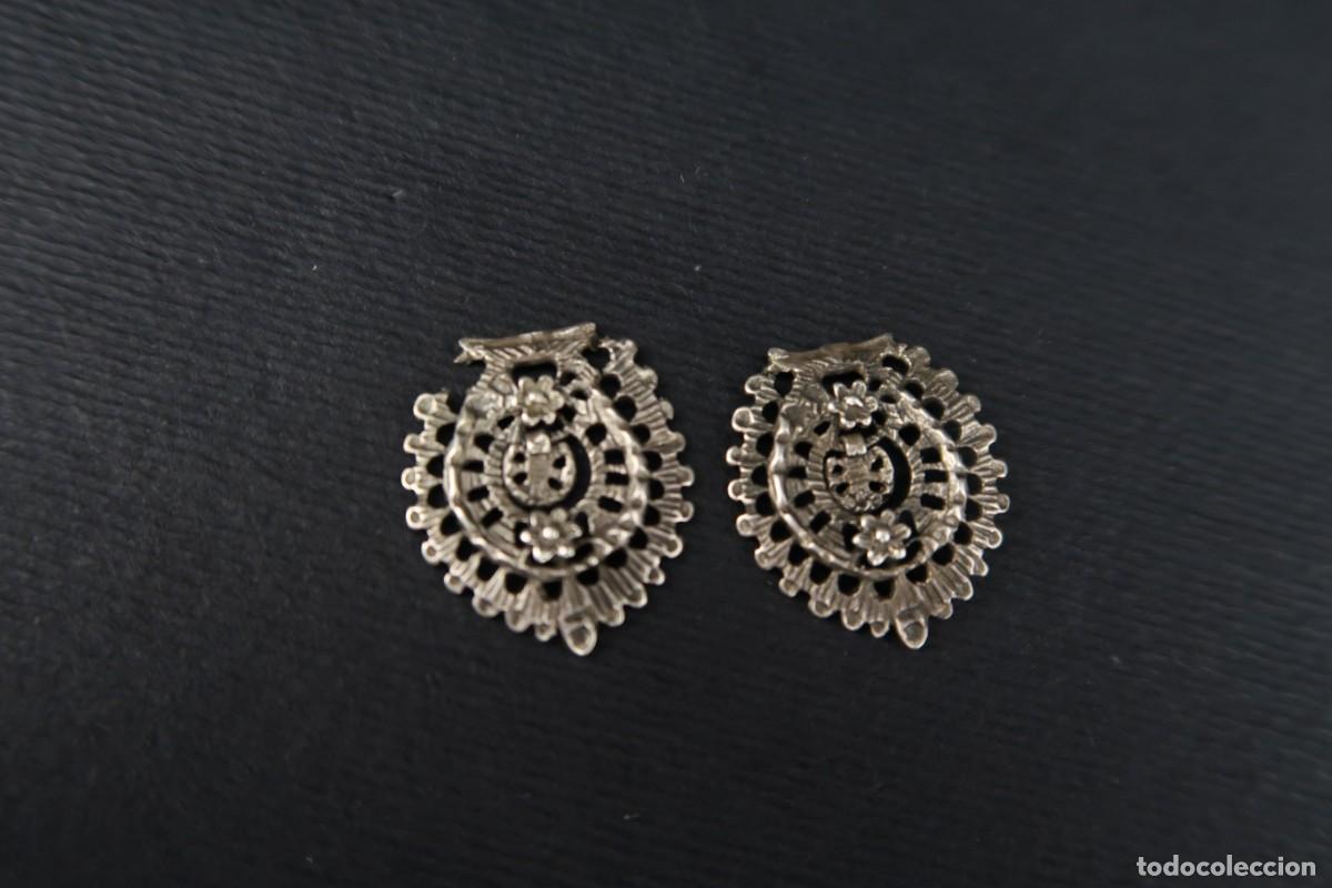 Joyeria: Dos Peque&ntilde;os Adornos de Plata - Foto 1