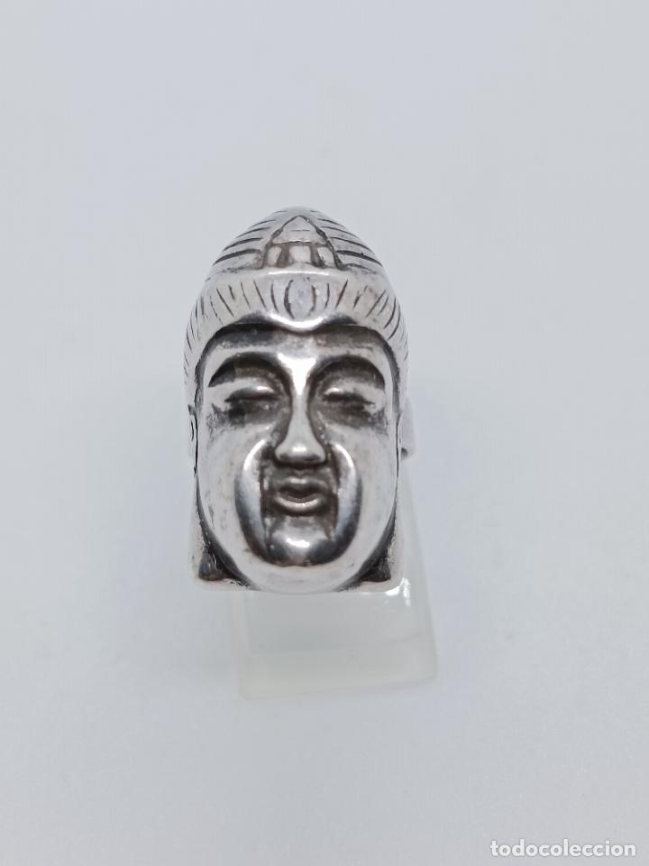 Joyeria: Original anillo antiguo chapado en plata de ley con forma de buda. - Foto 2