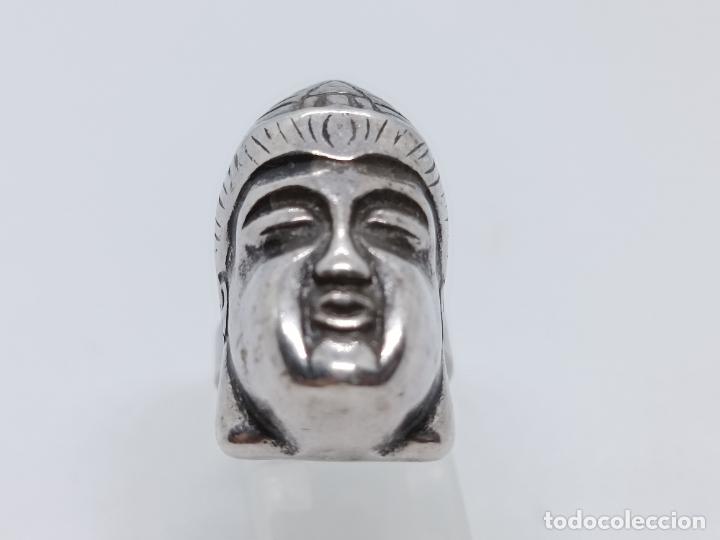 Joyeria: Original anillo antiguo chapado en plata de ley con forma de buda. - Foto 4