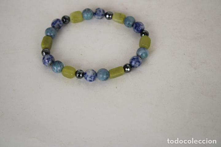 Joyeria: pulsera elastica con cuentas de piedras agata - Foto 3