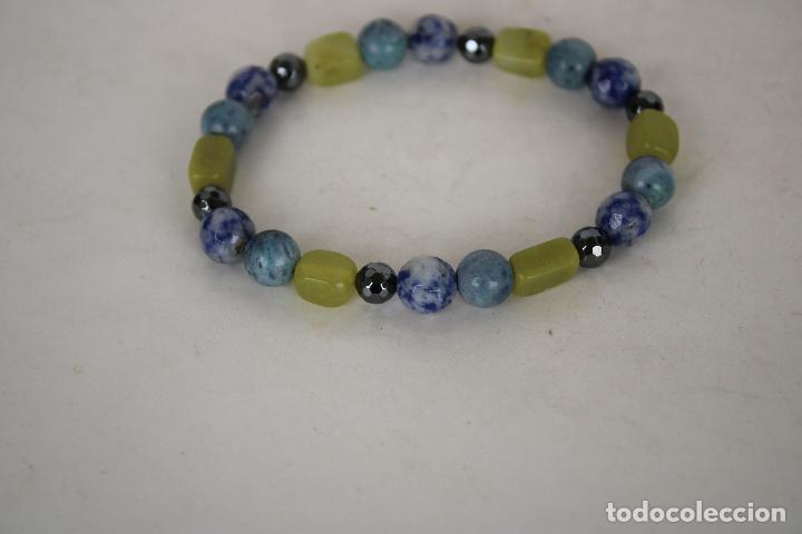 Joyeria: pulsera elastica con cuentas de piedras agata - Foto 1