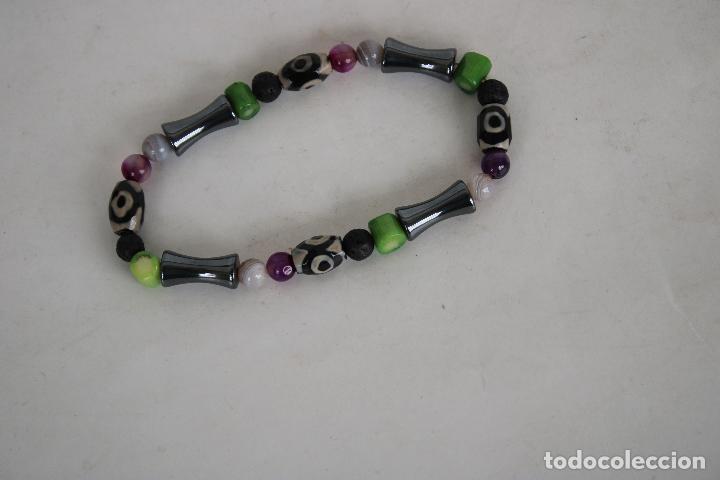 Joyeria: pulsera elastica con cuentas de piedras agata - Foto 2