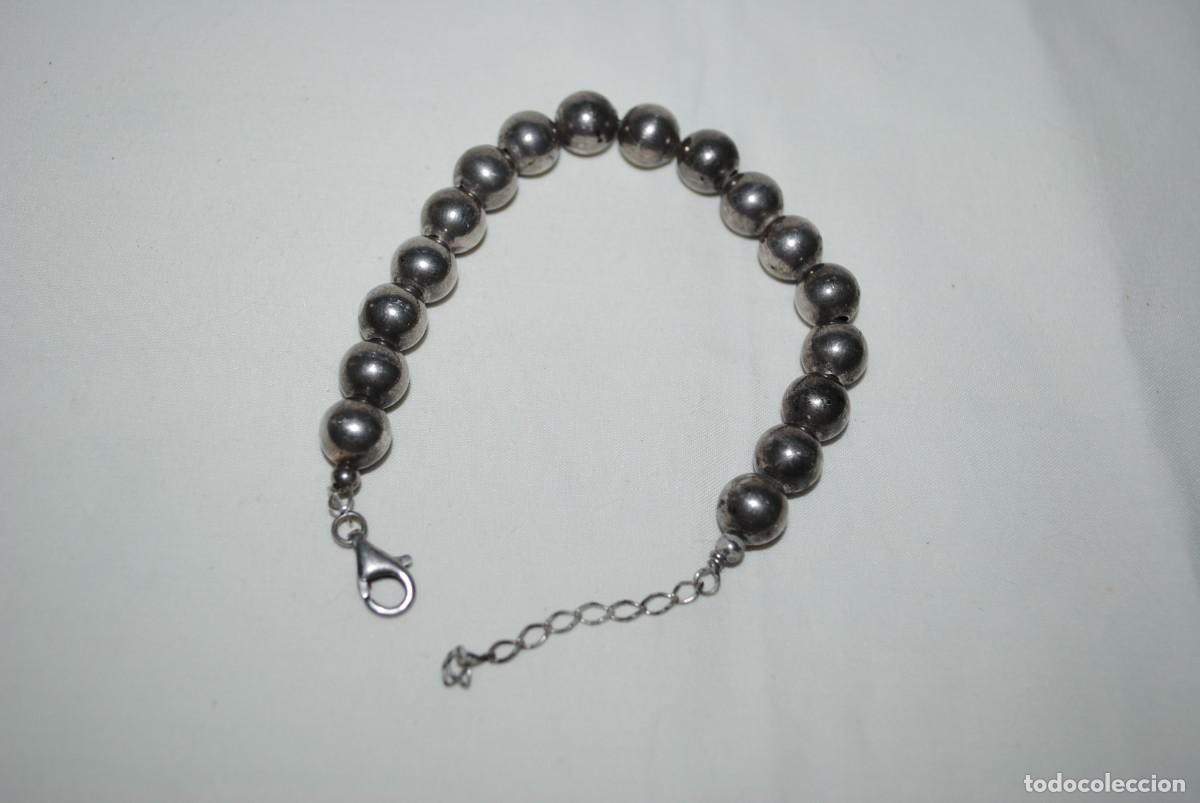 Joyeria: PULSERA DE PLATA , CON FORMA DE BOLAS . - Foto 2